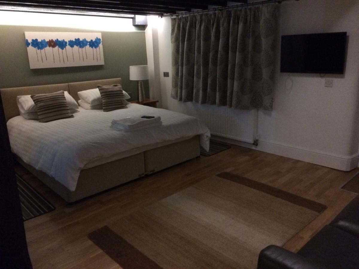 Burcott Mill Guesthouse Wells Extérieur photo