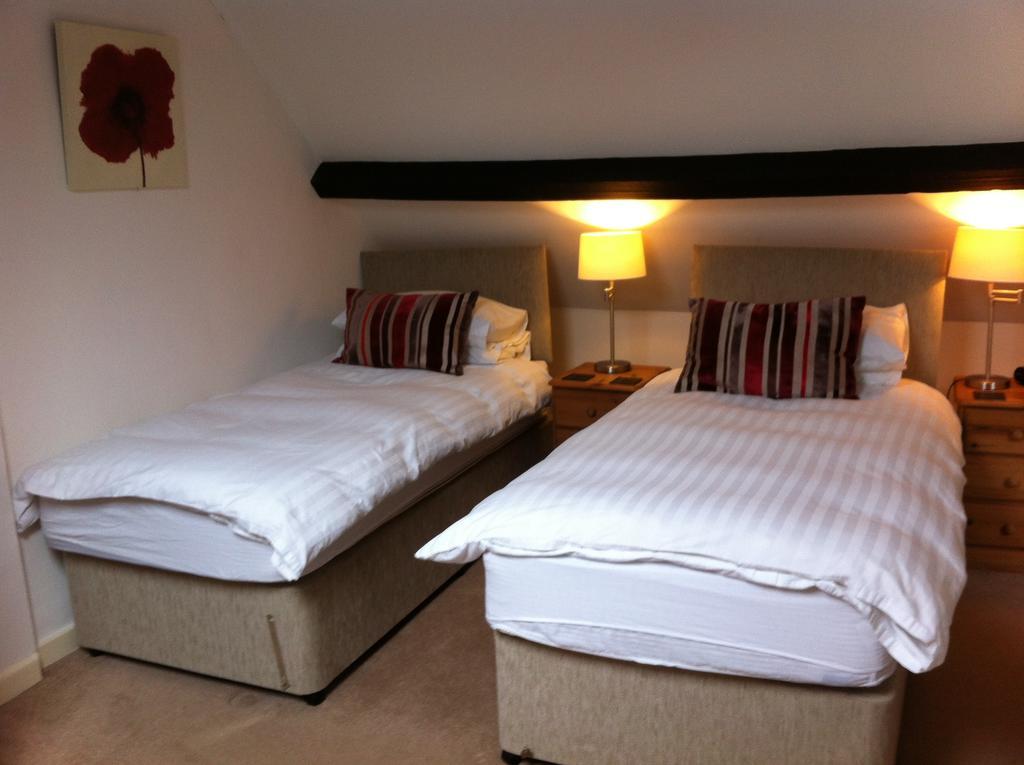Burcott Mill Guesthouse Wells Extérieur photo