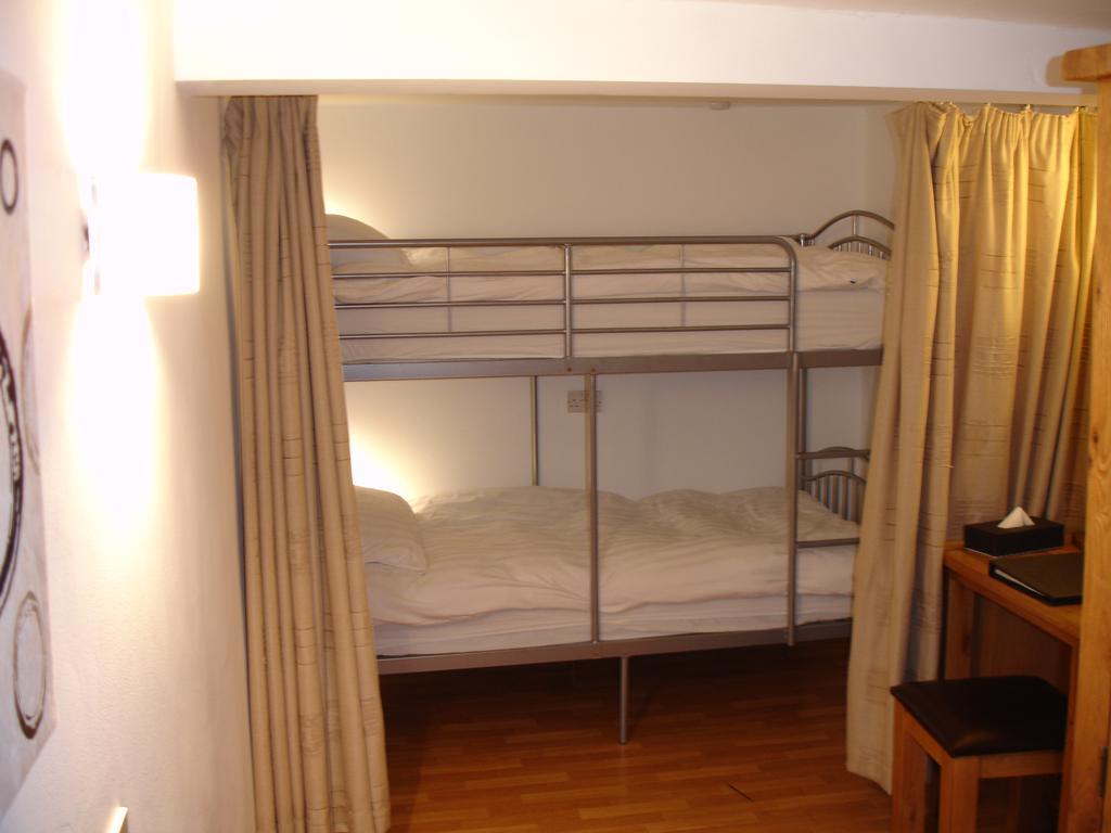 Burcott Mill Guesthouse Wells Chambre photo